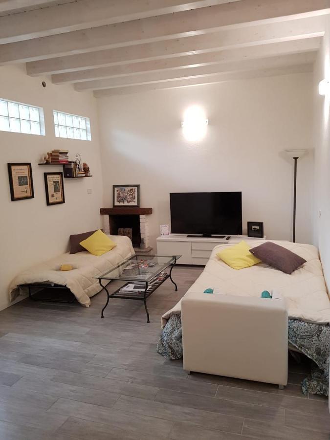 La Casa Degli Artisti Apartamento Como Exterior foto